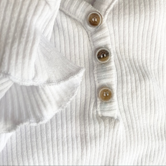 NWT Pull&Bear Lettuce Edge Crop Top - Picture 4 of 4